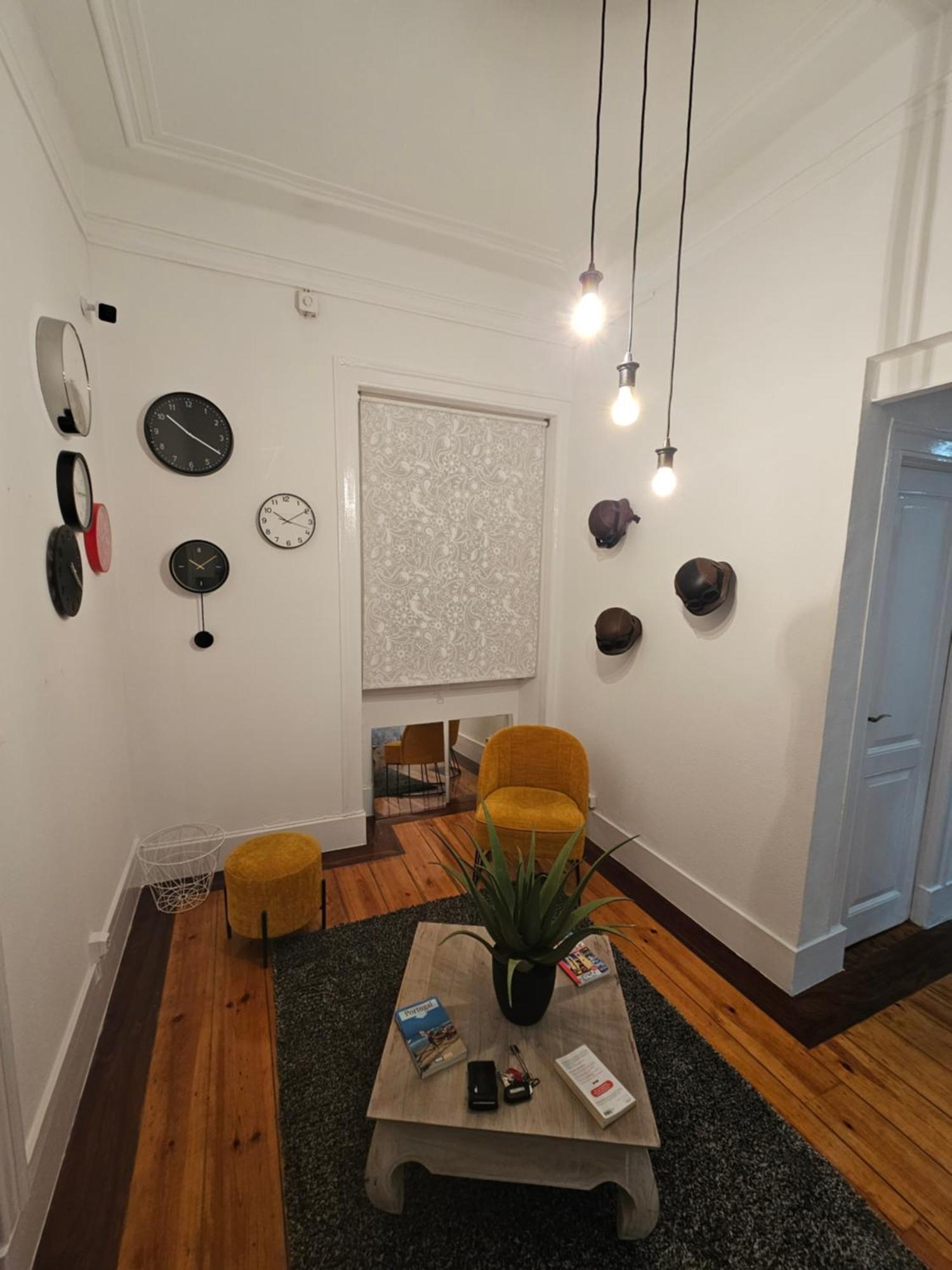 Almirante Guesthouse Lisbon Bagian luar foto