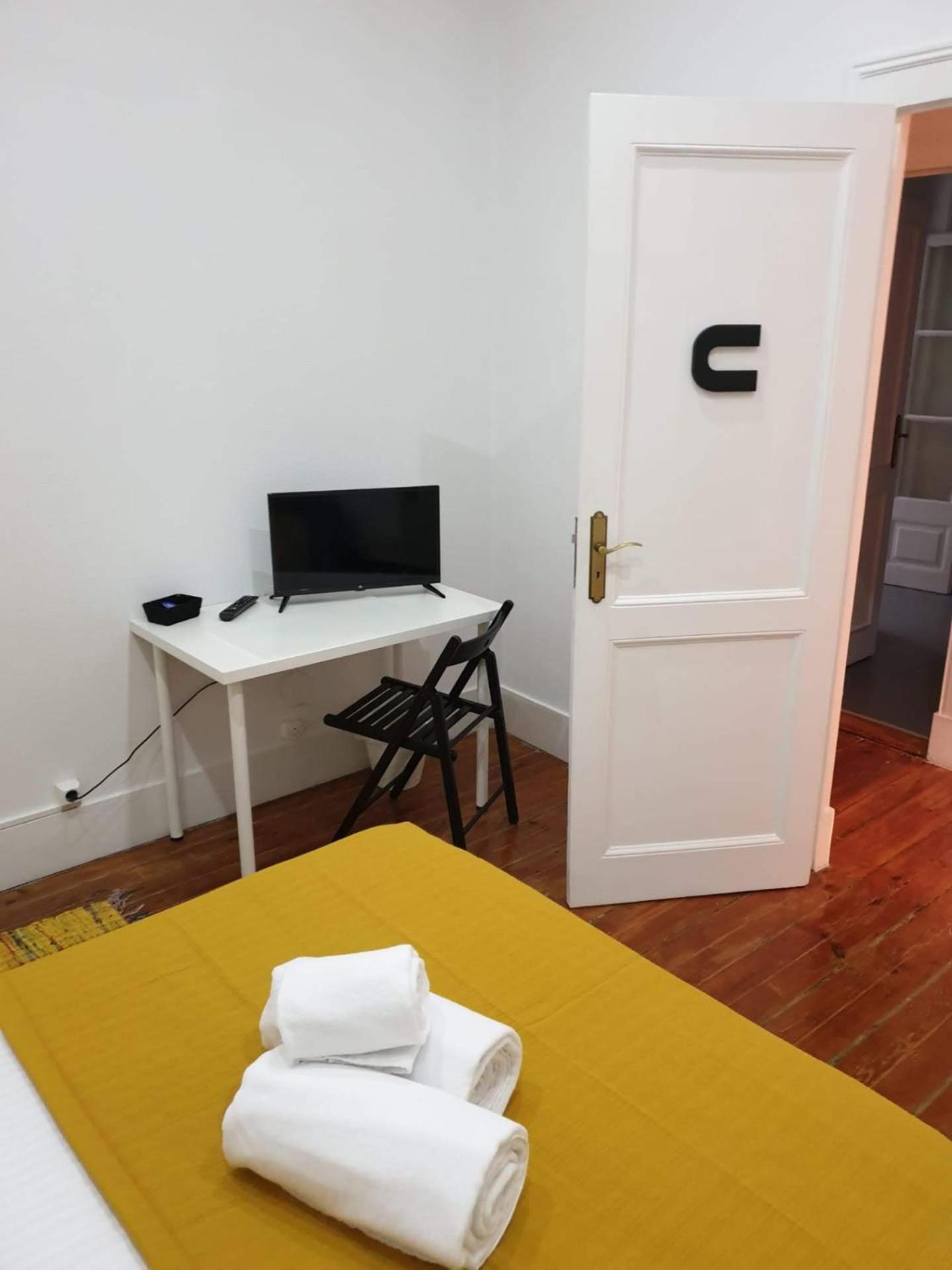 Almirante Guesthouse Lisbon Ruang foto