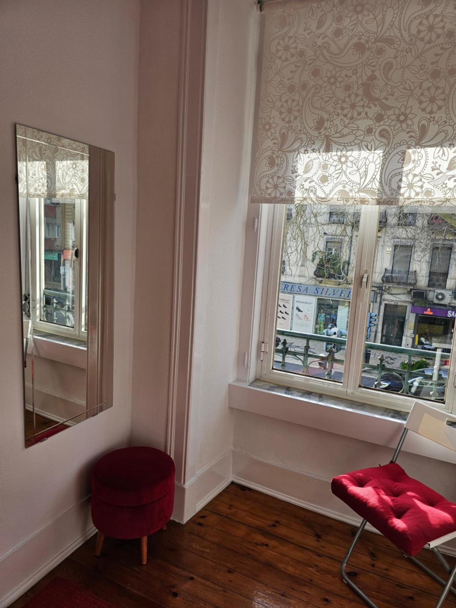 Almirante Guesthouse Lisbon Ruang foto