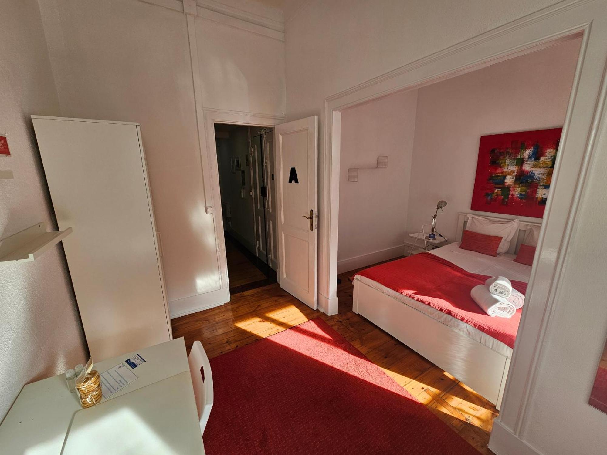 Almirante Guesthouse Lisbon Ruang foto